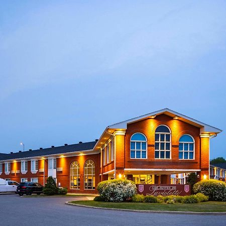 Les Suites De Laviolette Ascend Hotel Collection Trois-Rivieres Exterior photo