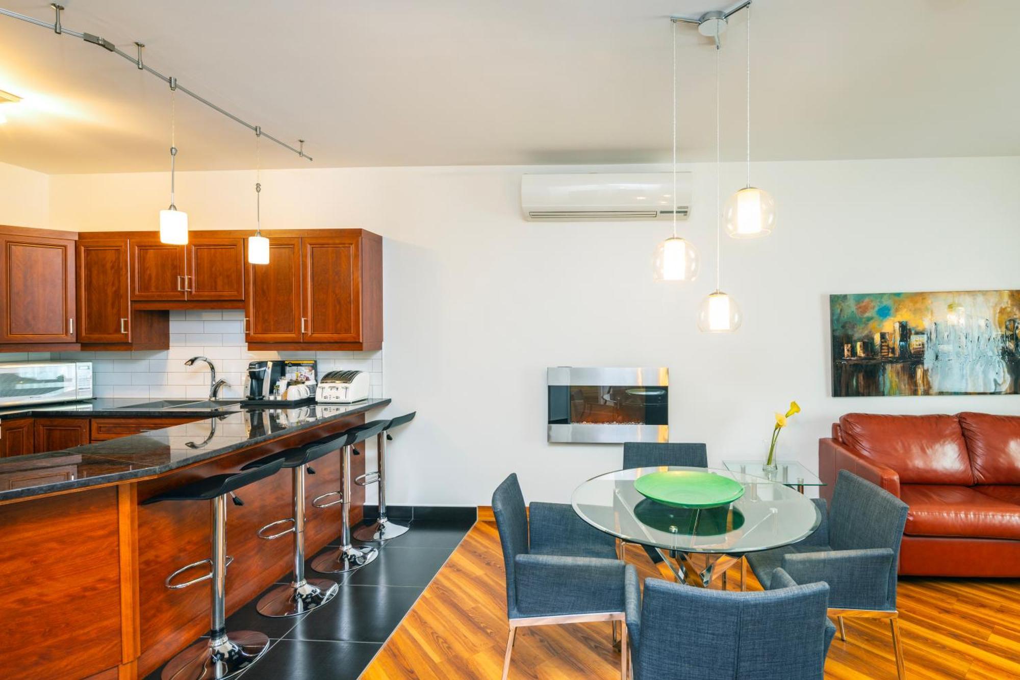 Les Suites De Laviolette Ascend Hotel Collection Trois-Rivieres Exterior photo